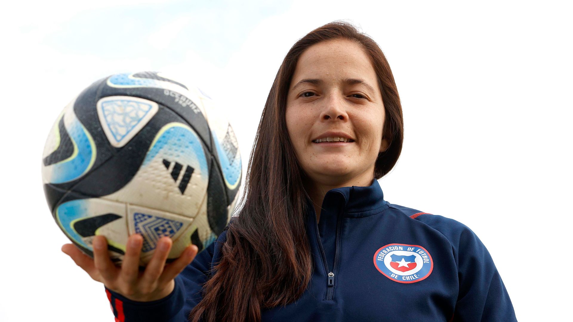 VANESSA ARAUZ YA ESTÁ AL MANDO DE LA ROJA SUB-17