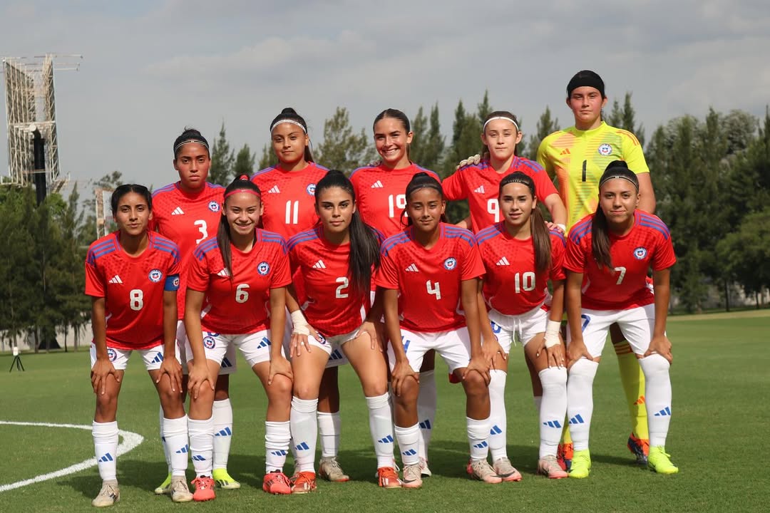 La Roja Sub-17 termina su gira a Buenos Aires con un triunfo y un empate